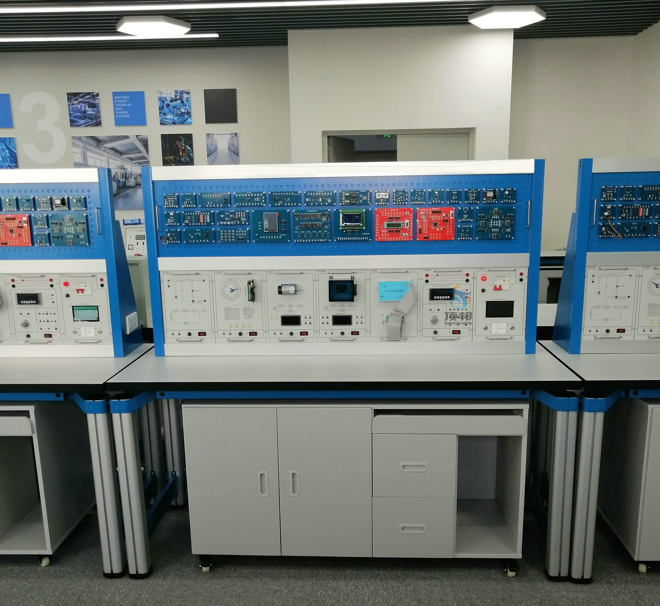 單片機應用綜合實訓平臺