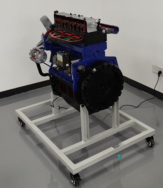 拖拉機發動機解剖模型