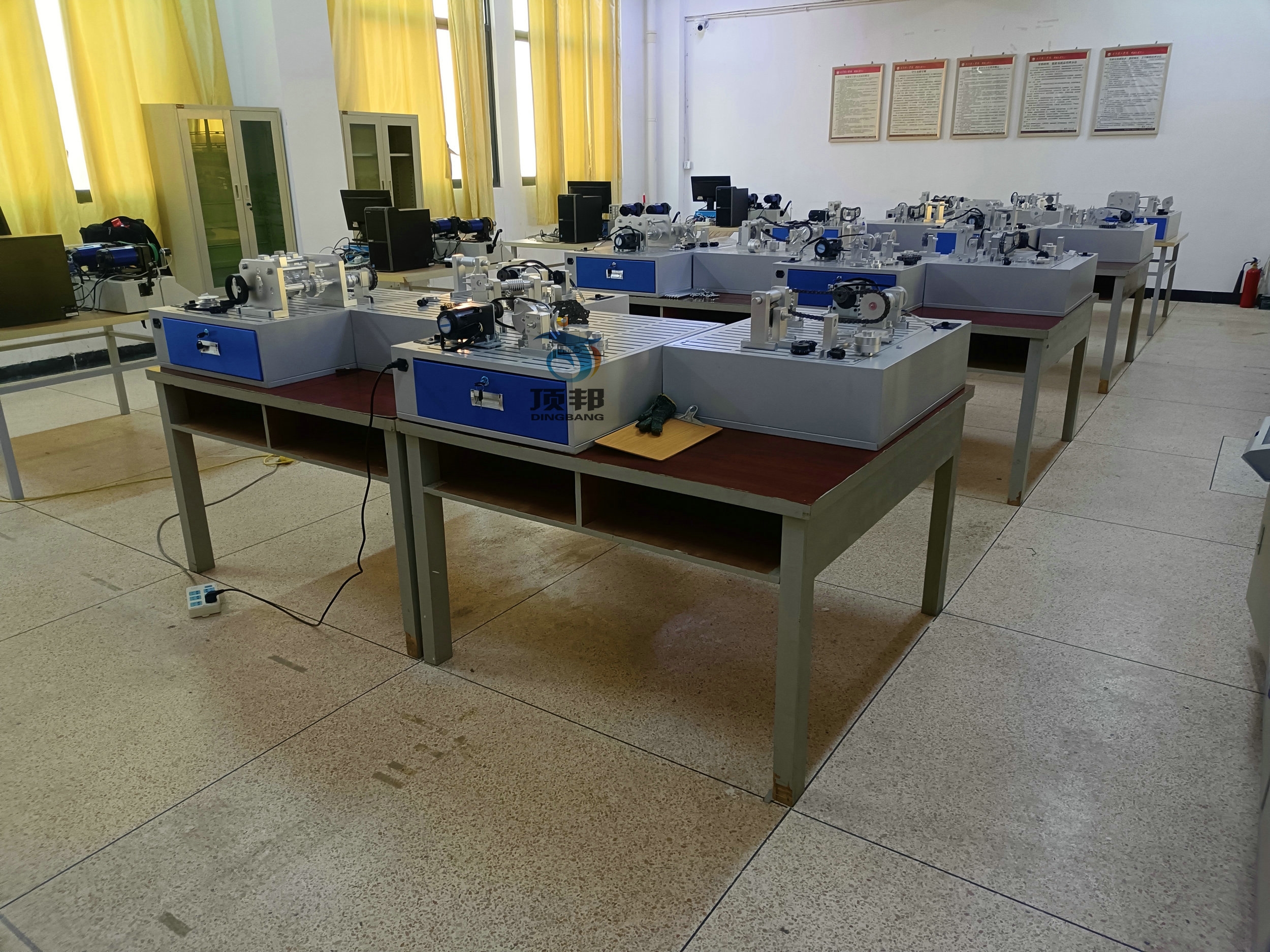 ��yʽ�Cеϵ�y���ӄ��½M���OӋ����_